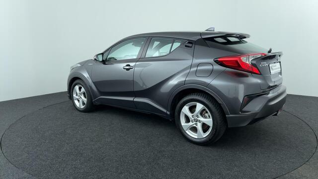 Toyota C-HR 1.8 Hybrid Business Intro