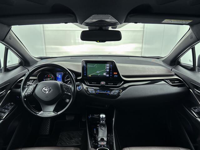 Toyota C-HR 1.8 Hybrid Bi-Tone Limited | Navigatie | stoelverwarming | LM velgen |