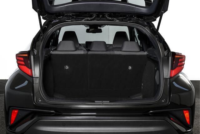 Toyota C-HR 1.8 Hybrid First Edition - Automaat | Adapt. Cruise | Stoelverw. | PDC | Camera | NAV | ECC | DAB | LM 18" | Afn. Trekhaak |