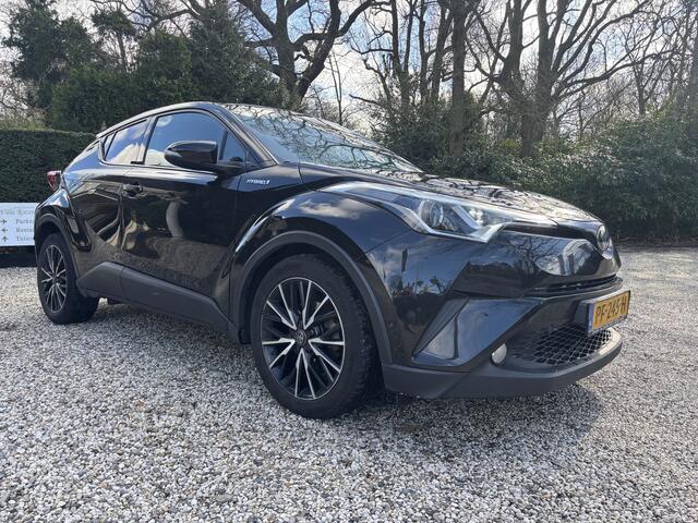 Toyota C-HR 1.8 Hybrid Executive / Camera / Trekhaak / Navi.