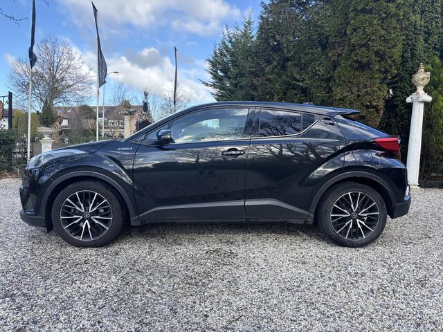 Toyota C-HR 1.8 Hybrid Executive / Camera / Trekhaak / Navi.
