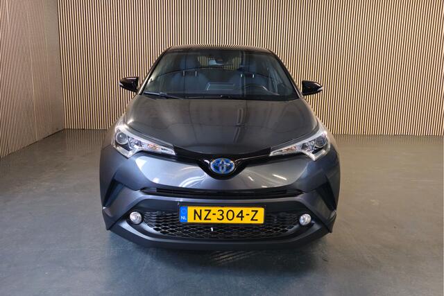 Toyota C-HR 1.8 Hybrid Bi-Tone - Achteruitrijcamera - Adaptive Cruise - Climate control