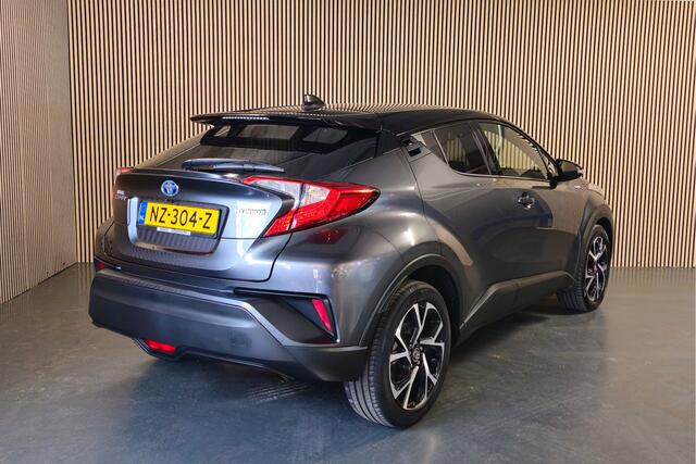Toyota C-HR 1.8 Hybrid Bi-Tone - Achteruitrijcamera - Adaptive Cruise - Climate control