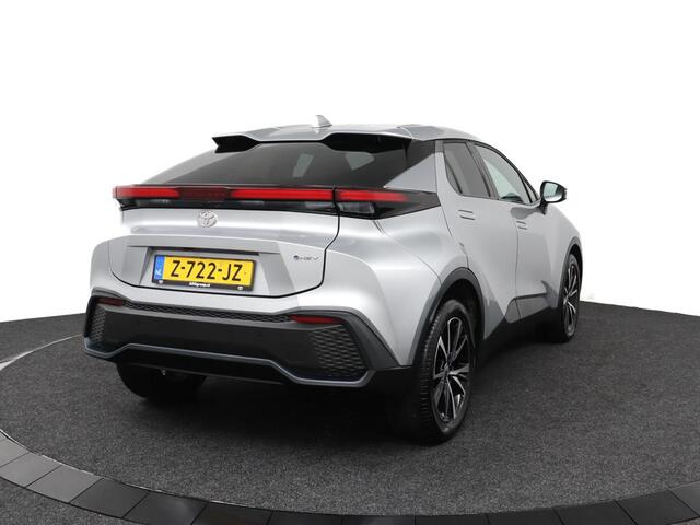 Toyota C-HR 1.8 Hybrid 140 Dynamic | Parkeersensoren | Navigatie | Apple Carplay/Android Auto |