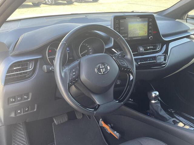 Toyota C-HR 2.0 Hybrid Bi-Tone **ALL SEASON BANDEN/ STUURVERWARMING/ NAVIGATIE**