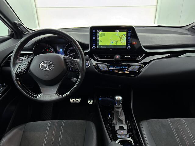 Toyota C-HR 2.0 Hybrid GR-Sport Navigatie - Camera - Climate Control - Stoelverwarming - JBL - Velgen