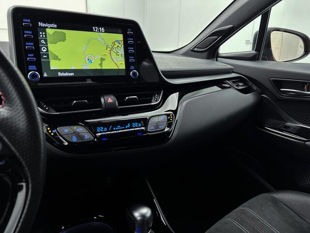 Toyota C-HR 2.0 Hybrid GR-Sport Navigatie - Camera - Climate Control - Stoelverwarming - JBL - Velgen