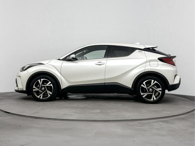 Toyota C-HR 2.0 Hybrid Style Leseman aangemeld 30-4 west