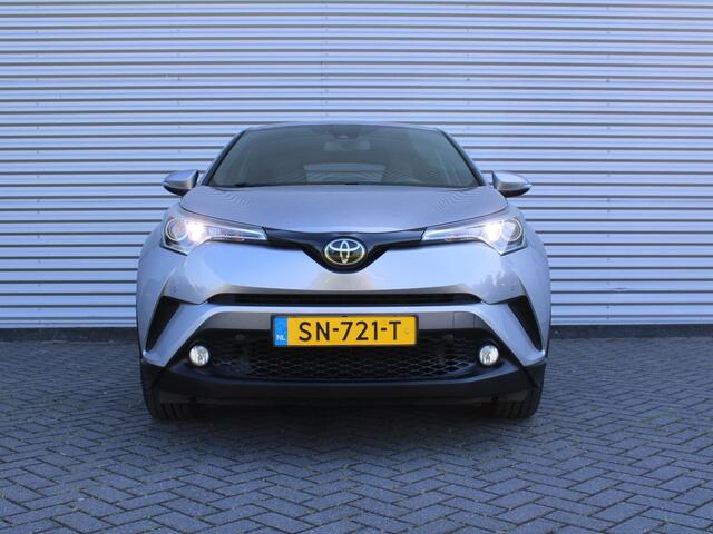 Toyota C-HR 1.2 Executive | Trekhaak | Stoelverwarming | Camera | 18" LM | JBL audio | Navi | Clima | Dodehoek detectie |