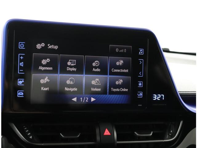 Toyota C-HR 1.8 Hybrid Bi-Tone | Navigatie | Trekhaak | Stoelverwarming|