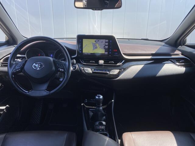 Toyota C-HR 1.2 Executive NL Auto Dealer Onderhouden Navi PDC Stoelverwarming Parelmoer