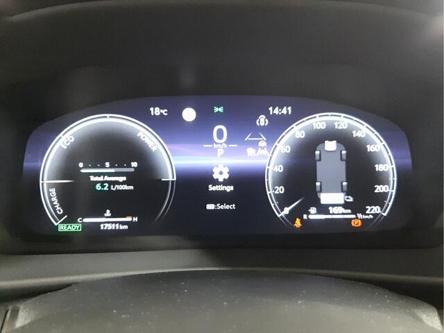 Toyota C-HR 1.8 Hybrid 140 First Edition | Apple CarPlay | Camera | Verwarmd Stuur |
