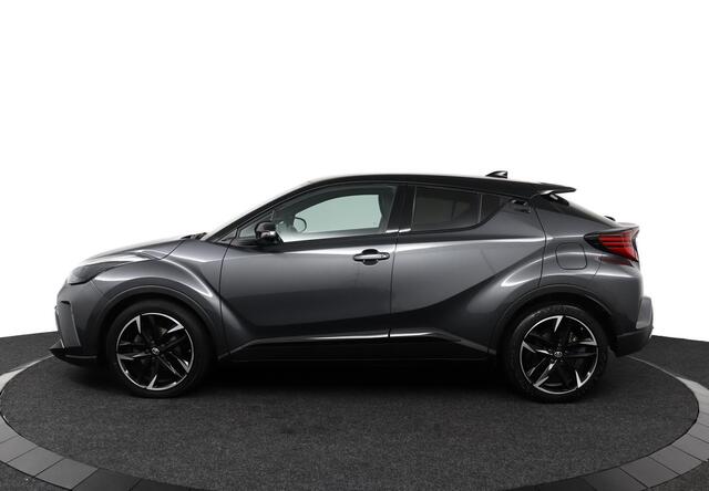 Toyota C-HR 2.0 Hybrid GR-Sport | Premium Pack | Stoel verwarming | Apple Carplay/Android Auto | Ash Grey metalic / zwart dak |