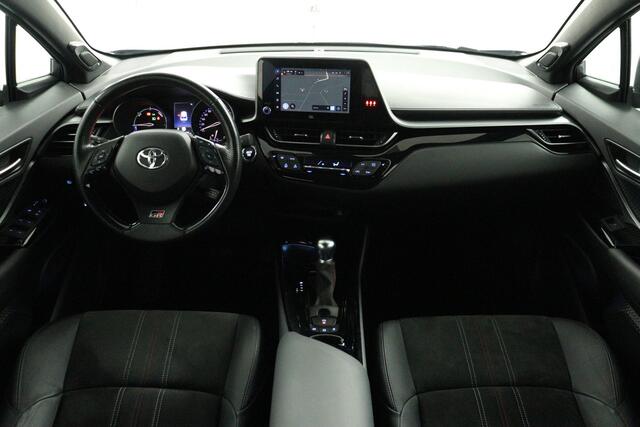 Toyota C-HR 2.0 Hybrid GR-Sport | Premium Pack | Stoel verwarming | Apple Carplay/Android Auto | Ash Grey metalic / zwart dak |