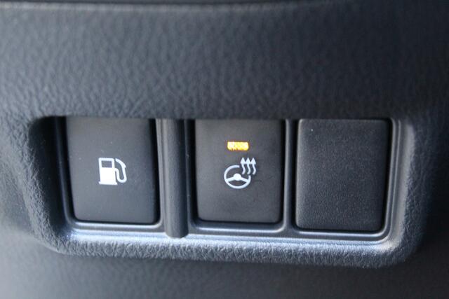 Toyota C-HR 2.0 Hybrid Style Bi-Tone | Rijklaar | Blind Spot | LED | Stoel-/stuurverw. | Apple/Android | Keyless | Parksens. v+a