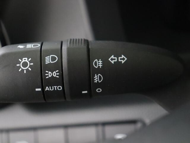 Toyota C-HR 1.8 Hybrid 140 Dynamic Limited I Apple Carplay/Android Auto I Climate Control I Cruise Control Adaptief I
