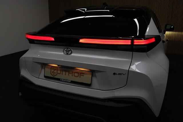 Toyota C-HR Hybrid 140 Style Edition | Nieuw uit voorraad leverbaar! | ¤ 4.800,- Voorraad voordeel! | Groot Navigatie | Elek. Achterklep | Adaptive-cruise | Camera | Dodehoekdetectie | Apple Carplay