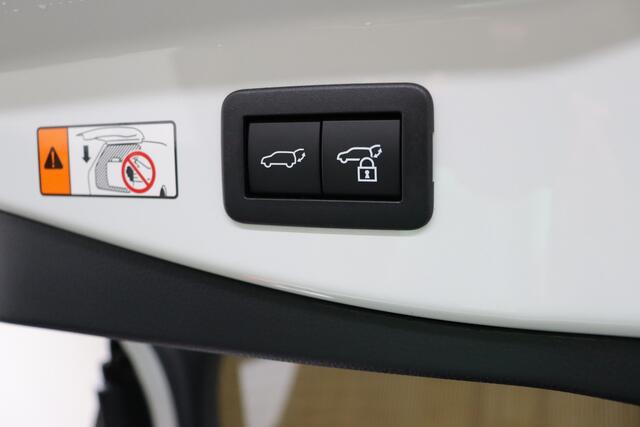 Toyota C-HR Hybrid 140 Style Edition | Nieuw uit voorraad leverbaar! | ¤ 4.800,- Voorraad voordeel! | Groot Navigatie | Elek. Achterklep | Adaptive-cruise | Camera | Dodehoekdetectie | Apple Carplay