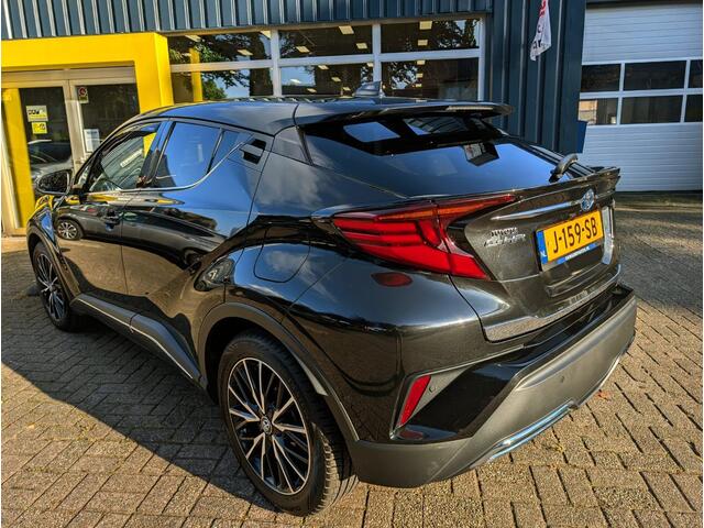 Toyota C-HR 2.0 Hybrid Executive All-in prijs!