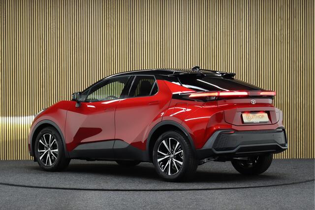 Toyota C-HR Hybrid 140 Style Edition | Nieuw uit voorraad leverbaar! | ¤ 4.800,- Voorraad voordeel! | Groot Navigatie | Elek. Achterklep | Adaptive-cruise | Camera | Dodehoekdetectie | Apple Carplay