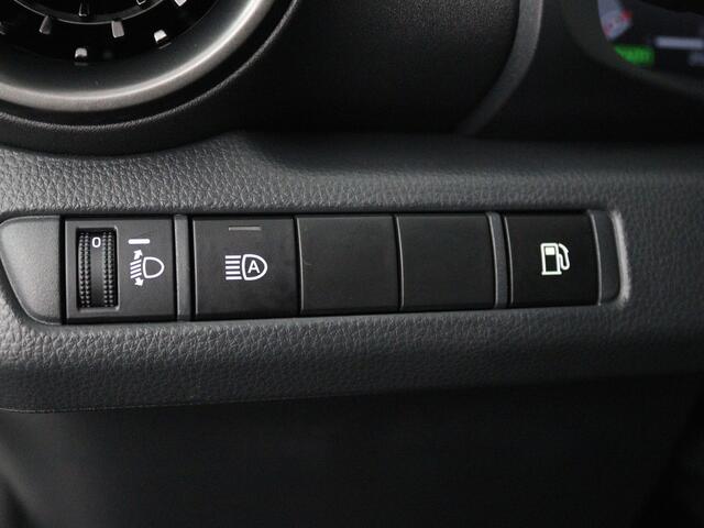 Toyota C-HR 1.8 Hybrid 140 First Edition | Navigatie |