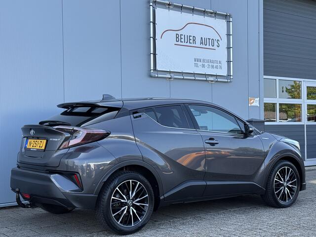 Toyota C-HR 1.8 Hybrid Bi-Tone Automaat Navigatie/Trekhaak/Camera.