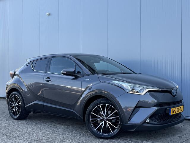 Toyota C-HR 1.8 Hybrid Bi-Tone Automaat Navigatie/Trekhaak/Camera.
