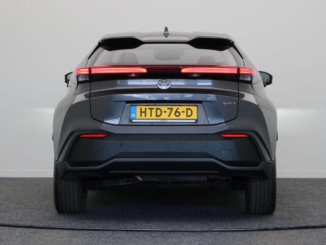 Toyota C-HR 1.8 Hybrid 140 Dynamic | Stoel, Stuur en Voorruitverwarming | Keyless Entry | Adaptieve Cruise Control | Elektrische Achterklep |