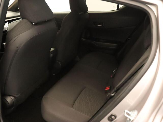 Toyota C-HR 1.8 Hybrid Business Intro - AFNEEMBARE TREKHAAK - TREKGEWICHT 725 KG - NAVIGATIE - 18 INCH LICHT METALEN VELGEN - PARKEERSENSOREN VOOR/ ACHTER - VOORSTOELEN VERWARMD - STUUR VERWARMD - PARKEERASSISTENT- DODEHOEK DETECTIE
