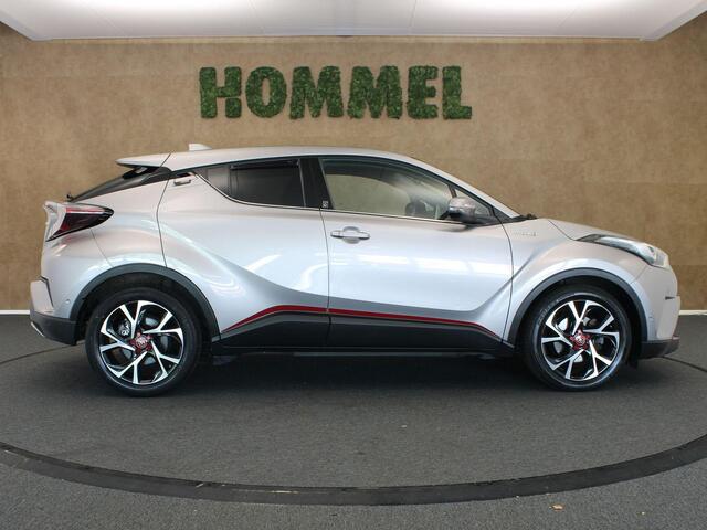 Toyota C-HR 1.8 Hybrid Business Intro - AFNEEMBARE TREKHAAK - TREKGEWICHT 725 KG - NAVIGATIE - 18 INCH LICHT METALEN VELGEN - PARKEERSENSOREN VOOR/ ACHTER - VOORSTOELEN VERWARMD - STUUR VERWARMD - PARKEERASSISTENT- DODEHOEK DETECTIE