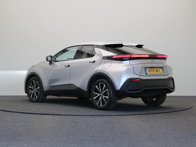 Toyota C-HR 1.8 Hybrid 140 Dynamic | Stoel, Stuur en Voorruitverwarming | Keyless Entry | Adaptieve Cruise Control | Elektrische Achterklep |