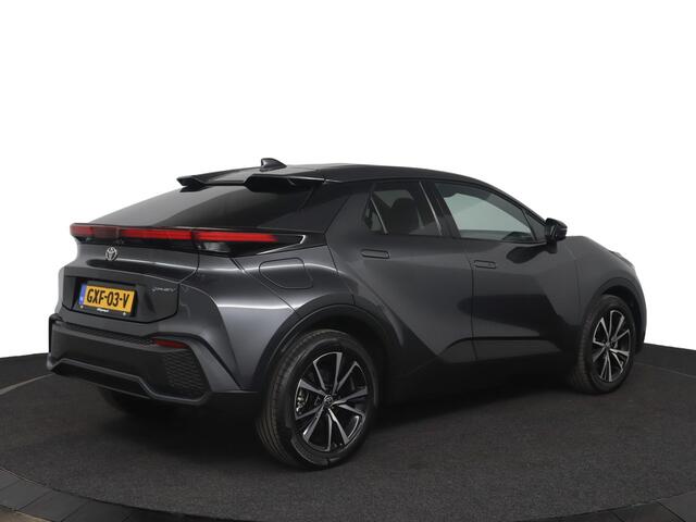 Toyota C-HR 2.0 Plug-in Hybrid 220 Business Plus | Stoelverwarming | Stuurwielverwarming | Apple carplay & Android auto |