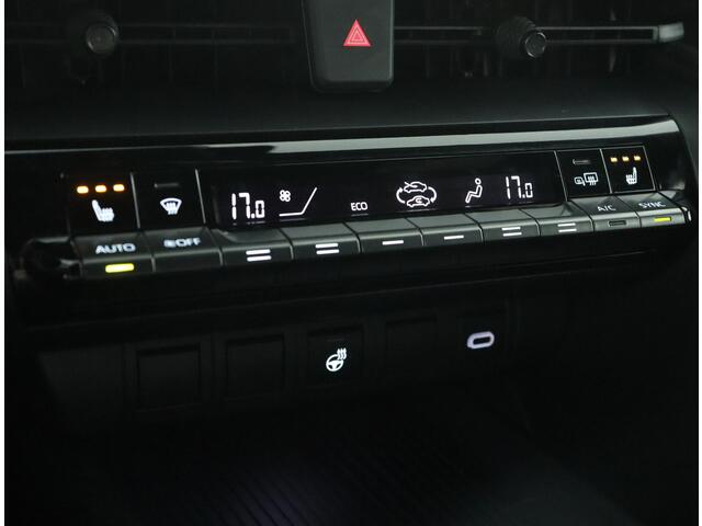 Toyota C-HR 2.0 Plug-in Hybrid 220 Business Plus | Stoelverwarming | Stuurwielverwarming | Apple carplay & Android auto |