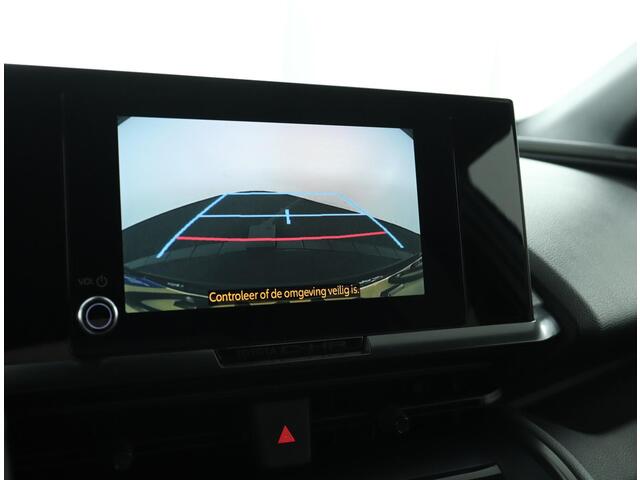 Toyota C-HR 2.0 Plug-in Hybrid 220 Business Plus | Stoelverwarming | Stuurwielverwarming | Apple carplay & Android auto |