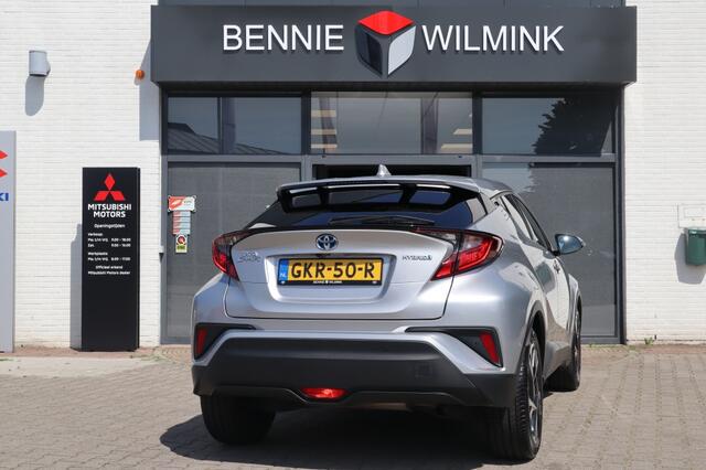 Toyota C-HR 1.8 Hybrid Dynamic Plus Dodehoek/Winterpakket/Parkeersensoren
