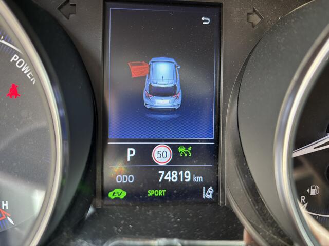 Toyota C-HR 1.8 Hybrid Automaat Bi-Tone Trekhaak / Techno Pack / Full LED