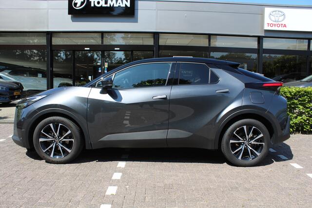 Toyota C-HR 1.8 Hybrid 140 First Edition Bi-tone | Rijklaar | Stoel-/stuurverw. | Navi | El.achterklep | Apple/Android | Blind Spot | Keyless | LED