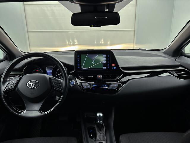 Toyota C-HR 1.8 Hybrid Active | Navigatie | PDC |
