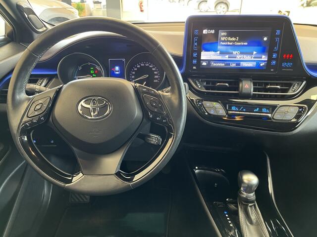Toyota C-HR 1.8 Hybrid Bi-Tone Plus | Navigatie | Adaptive Cruise | Camera |