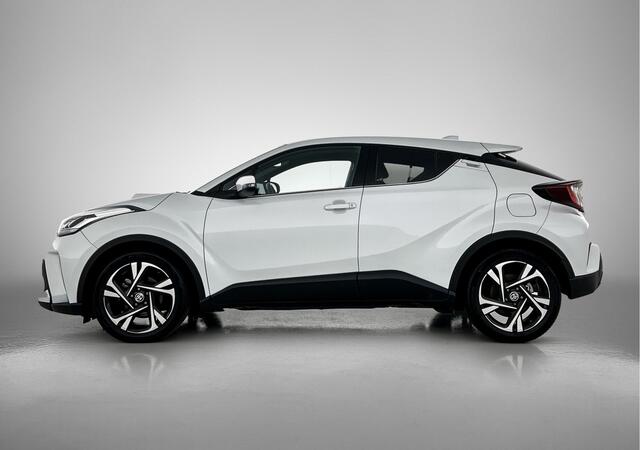 Toyota C-HR 2.0 Hybrid Style | 184 PK | Stoelverwarming | Navigatie | 18 Inch LM Velgen | Parelmoer Lak |