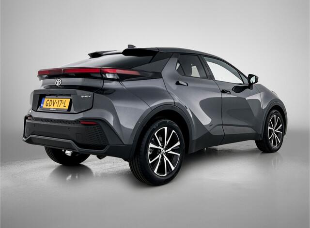 Toyota C-HR 1.8 Hybrid 140 First Edition | 360-gradencamera | Draadloos IQ telefoonlader |