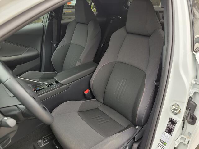 Toyota C-HR TOYOTA Hybrid First Edition Limited, Aut., 18inch, Parkeersensoren, Camera, Stoelverwarming