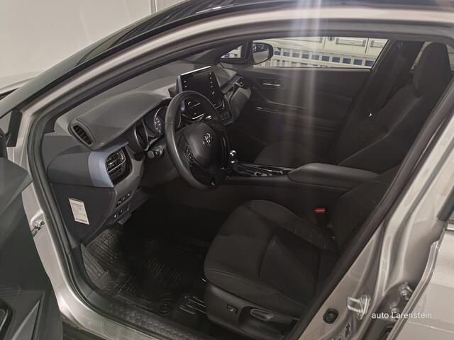 Toyota C-HR 2.0 Hybrid Bi-Tone