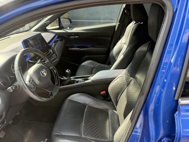 Toyota C-HR - Bouwjaar 2017 132.114 km (NAP) | 2e eigenaar Carmera,Trekhaak,Stoelverwarming,Clima