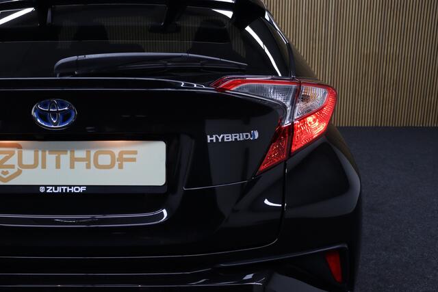 Toyota C-HR 1.8 Hybrid Executive | Adaptive-cruise | Camera | Navigatie | Leder | Keyless | Clima | Parkeerhulp | Stoelverwarming