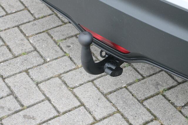Toyota C-HR 1.8 Hybrid Executive ? Aut ?Trekhaak ? Camera ?Hybrid ?