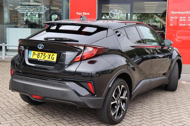 Toyota C-HR 1.8 Hybrid Team D, Stuurverwarming
