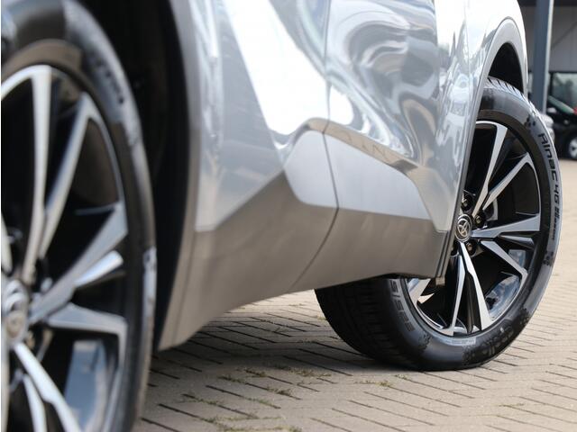 Toyota C-HR 1.8 Hybrid 140 Dynamic I Navi I Keyless I Dodehoekdetectie