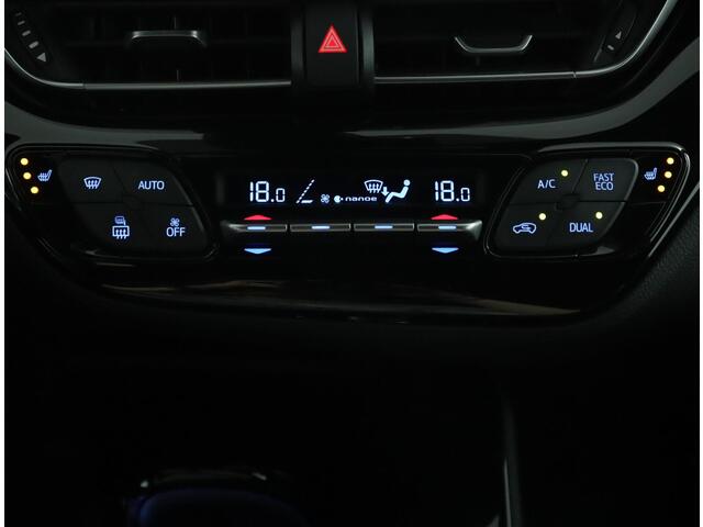 Toyota C-HR 1.8 Hybrid Executive | Leder | Stoelverwarming | Climate control |