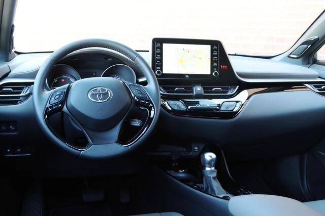 Toyota C-HR 2.0 Hybrid Style Luxury Orange Edit.